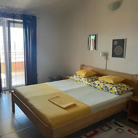 Mia Apartment *